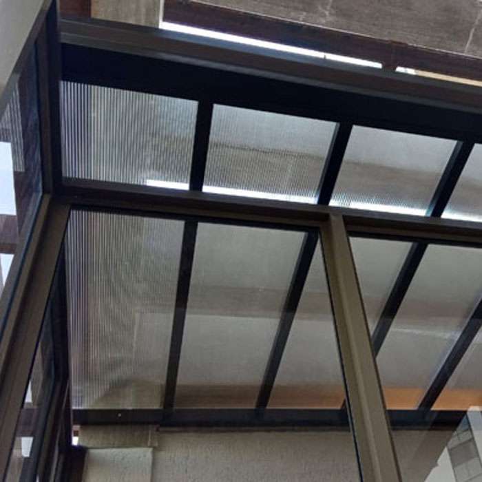 cobertura-de-policarbonato-04